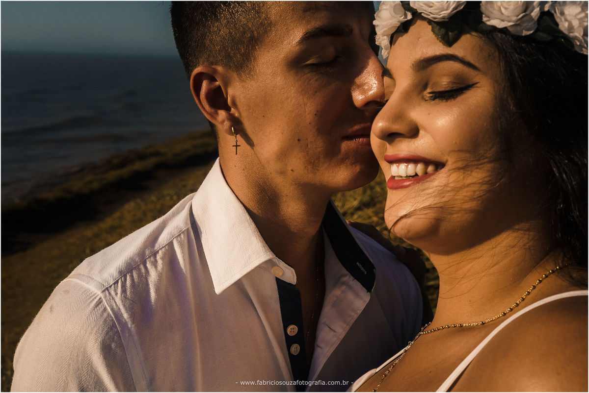ensaio casal, nascer do sol na praia, parque da guarita, Torres RS, ensaio de pré-casamento na praia, casal feliz na praia, casal com pet na praia, momento feliz na praia, ensaio pre wedding na praia,  Fotógrafo de Casamentos Porto Alegre 