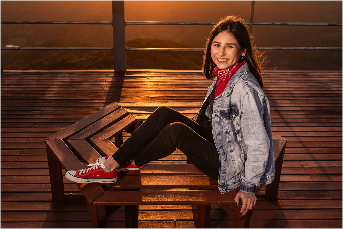 ensaio 15 anos, rolante rs, cascata, menina linda, menina de 15 anos, debutante, Julia sorridente 