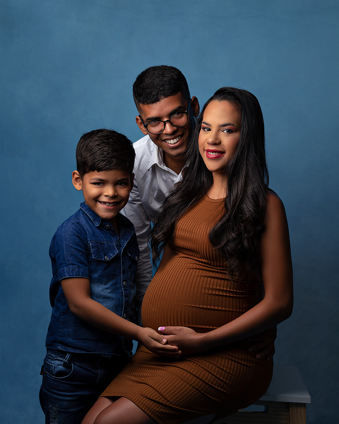 Fotografos de Família em Natal-RN. Estúdio Minimalista. Ensaio de Gestante. 
