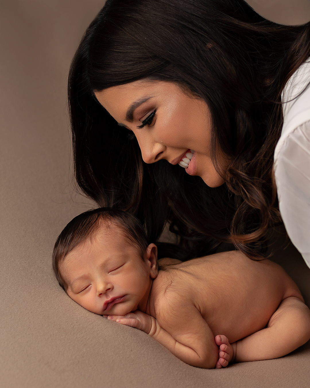 Ensaio Newborn em Natal Rn. Bebê com a mãe. 