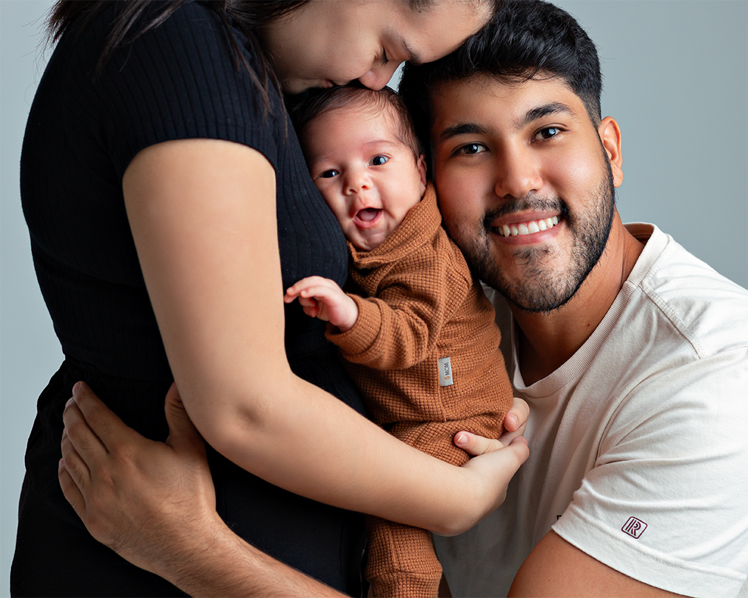 Ensaio de bebê em estúdio. Acompanhamento Mensal.