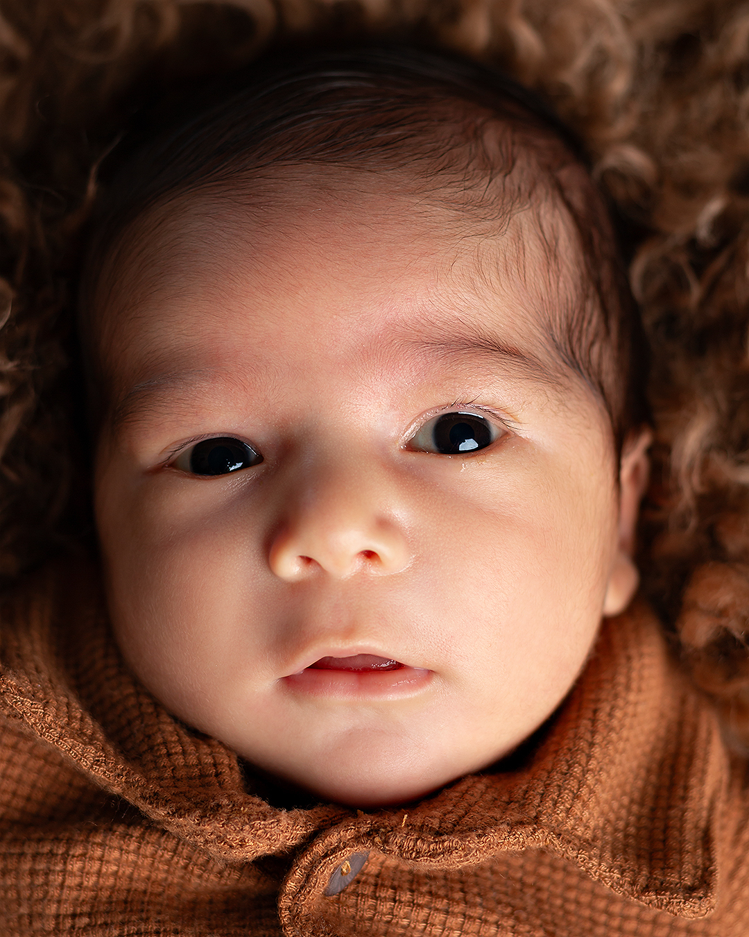 Ensaio de bebê em estúdio. Acompanhamento Mensal.
