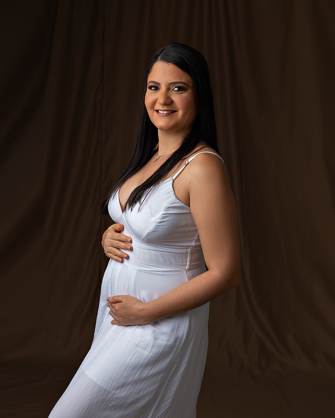 Ensaio de revelação de gravidez em estúdio em Natal/RN - Estúdio Amoradia Foto