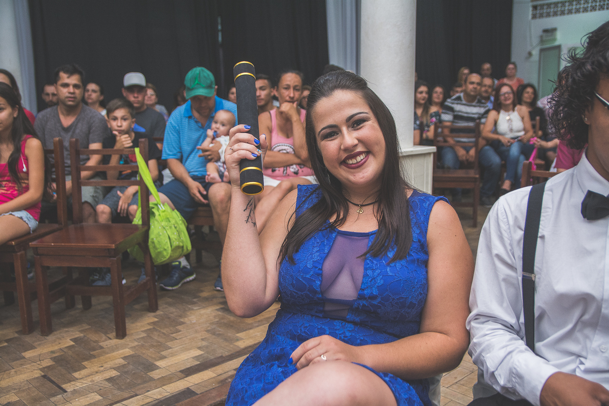 Formanda com diploma