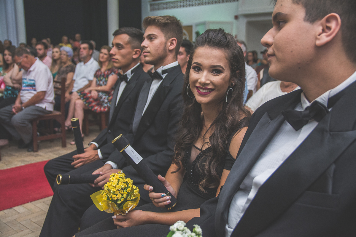 Formanda com diploma