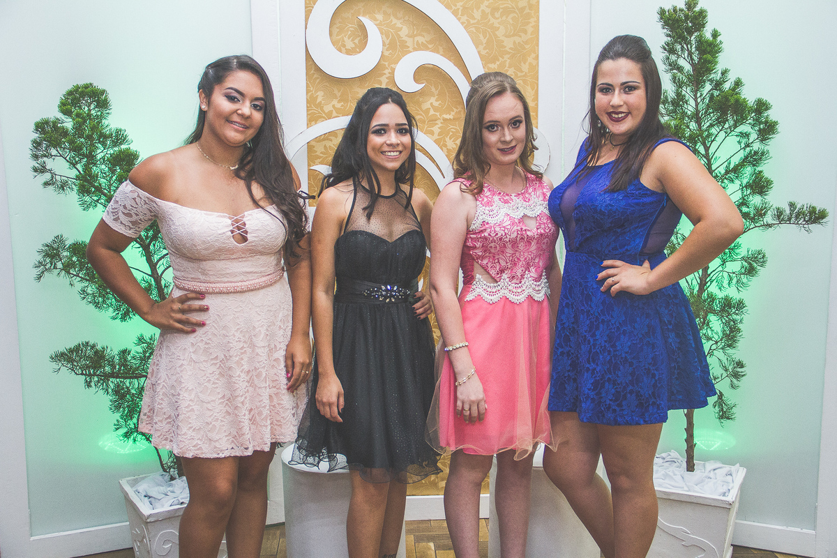 Formandas posando juntas