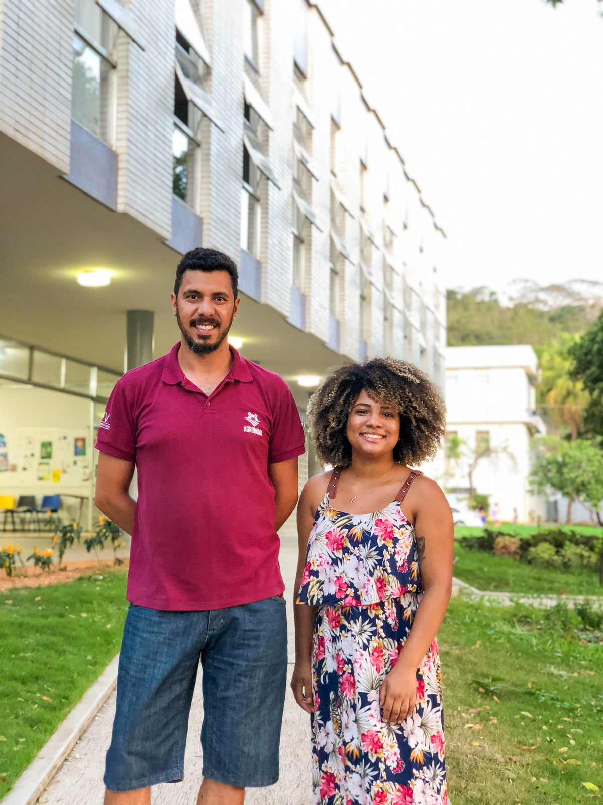 Lindemberg Ribeito Caetano e Jéssica Suzana Magalhães Cardoso- Mestrandos na Extensão Rural. Fotógrafo: João Luca Pires