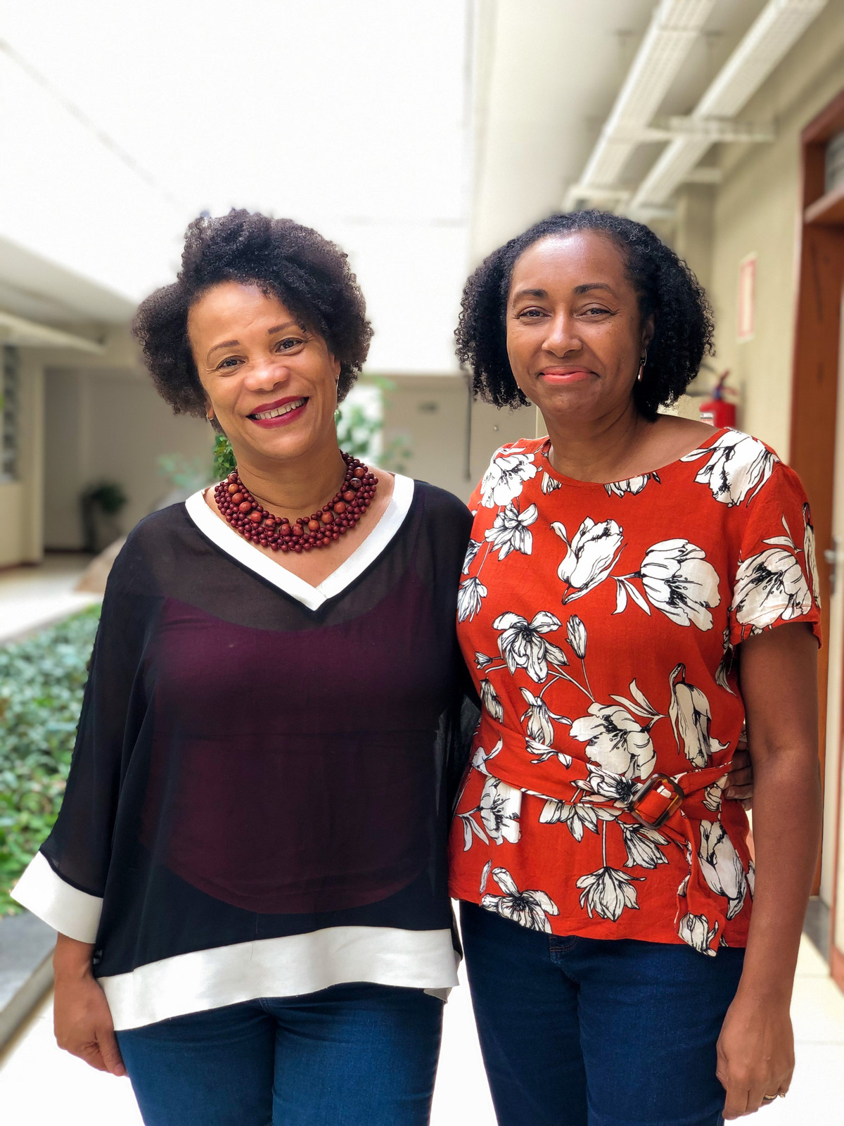 Maria Isabel Chrysostomo e Janete Oliveira, prrofessoras do Departamento de Geografia. Fotógrafo: João Luca.