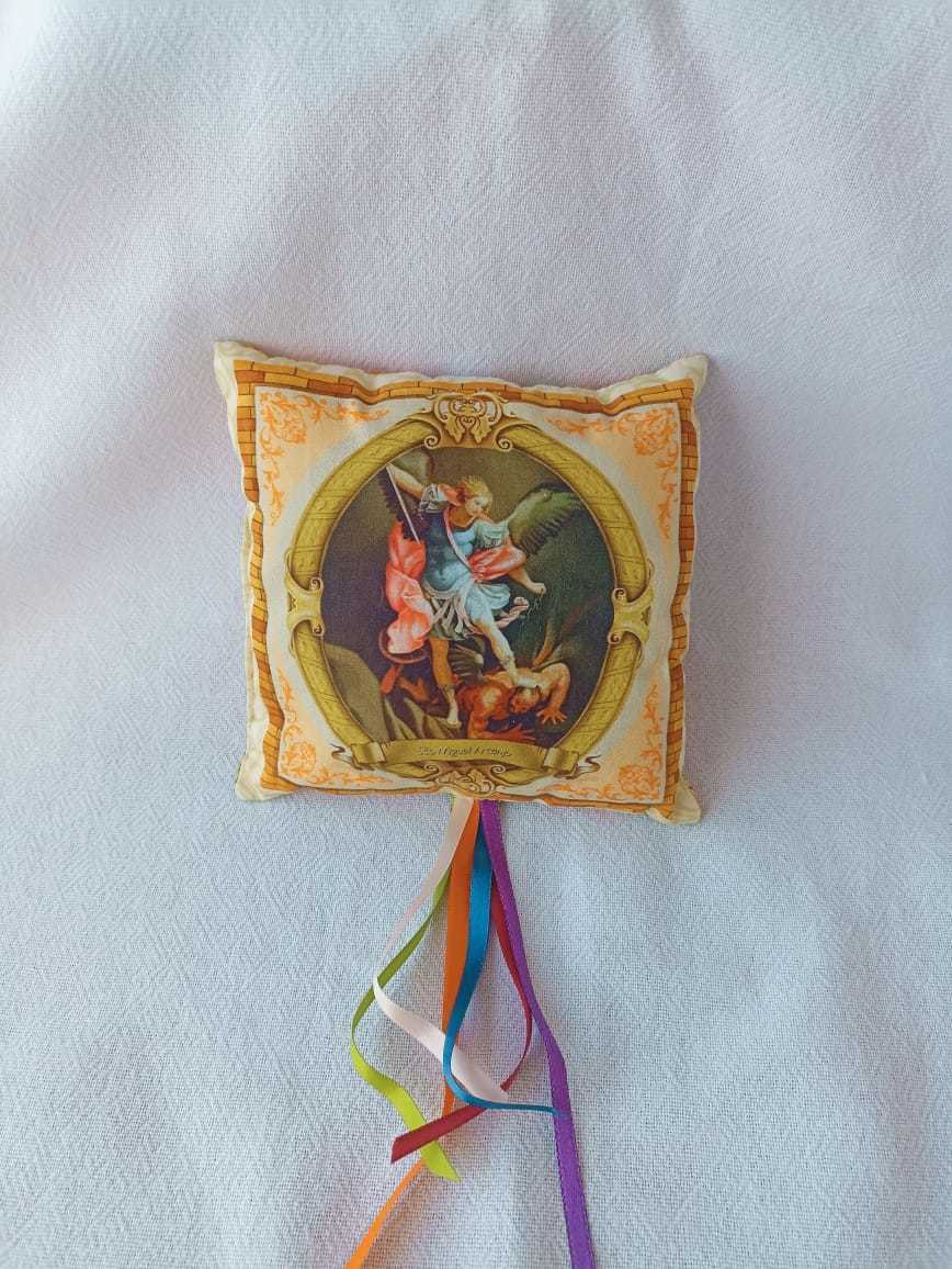 Foto de divulgação do trabalho de artesanato após a realização das oficinas. 