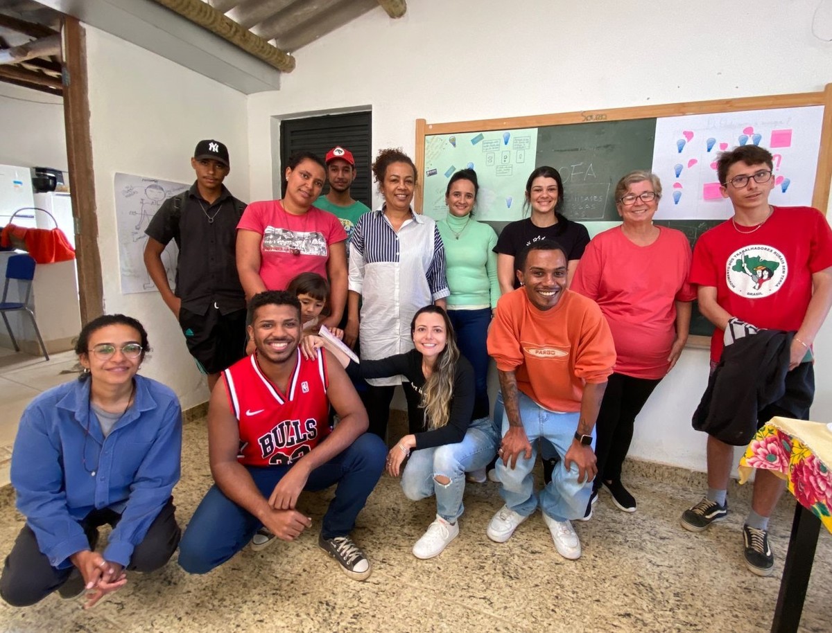 Foto de encerramento da terceira oficina: Instagram. 