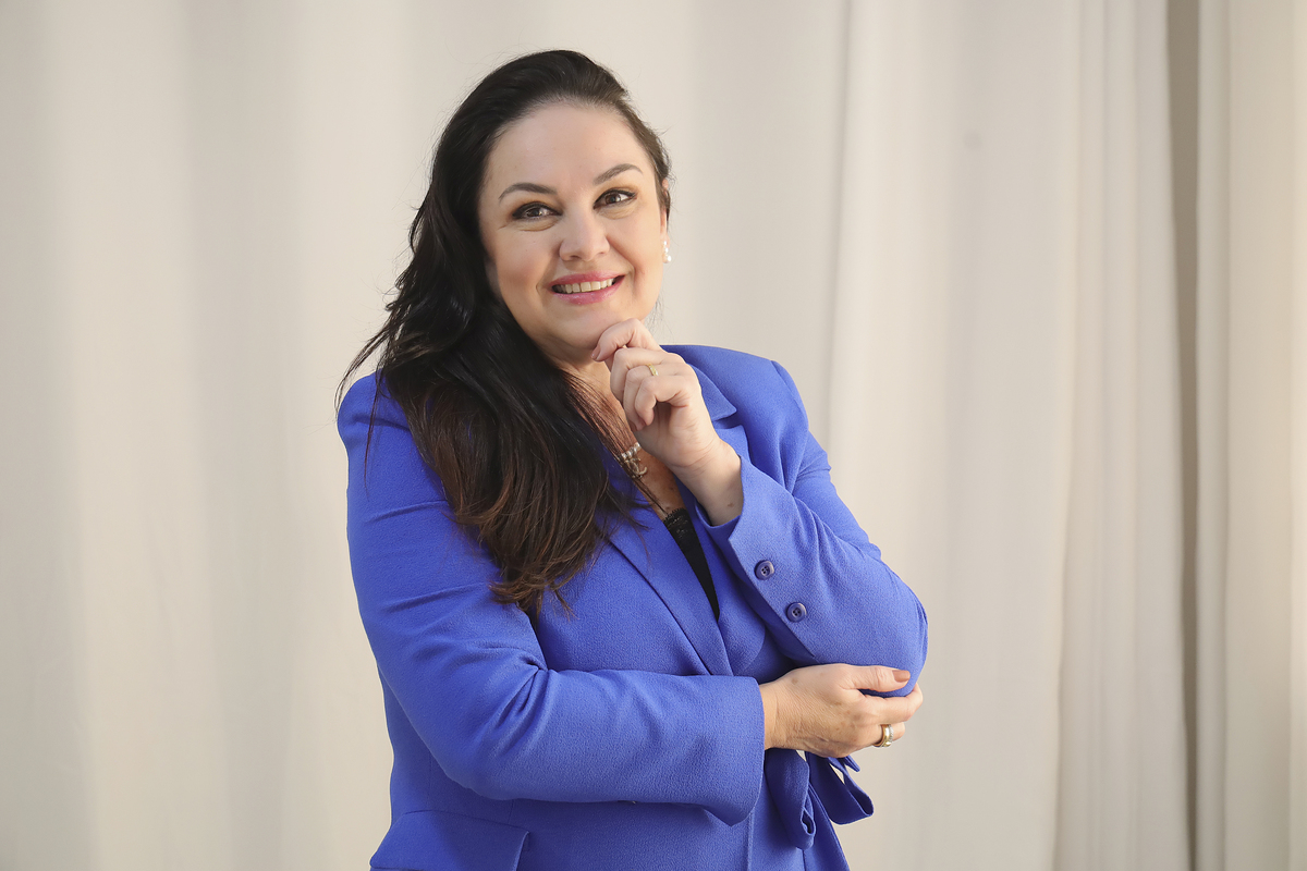 ensaio assessora de investimento, ensaio profissão, ensaio corporativo, ensaio pessoal, divulgação pessoal, fotos para conteudo, fotos para empresa, divulgação profissional liberal