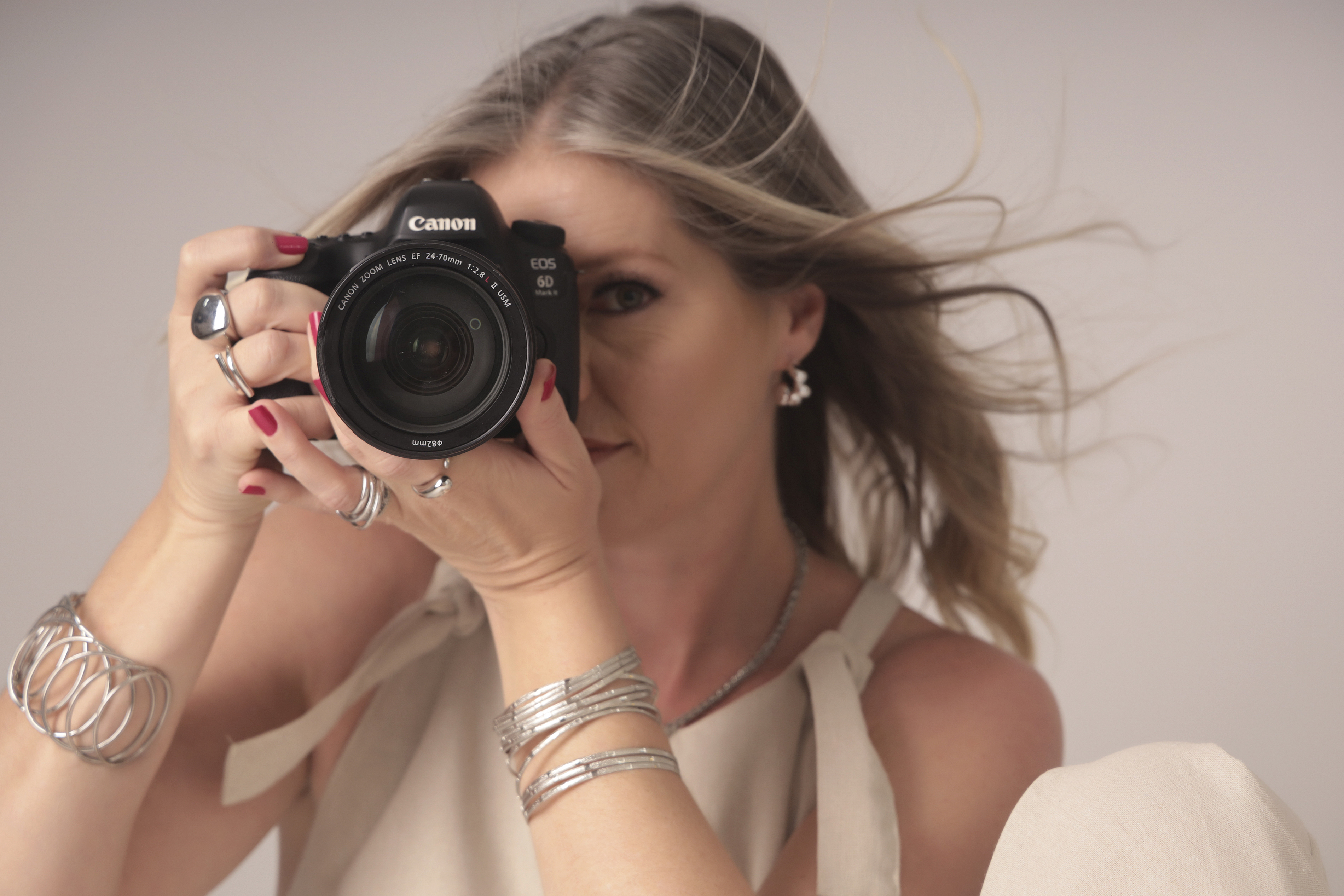 Sobre Fotógrafa Infantil e de Família em São Paulo, Tatuapé. Ensaio Newborn, Smash the Cake, Aniversário, Gestante. Momentos Inesquecíveis Capturados com Profissionalismo