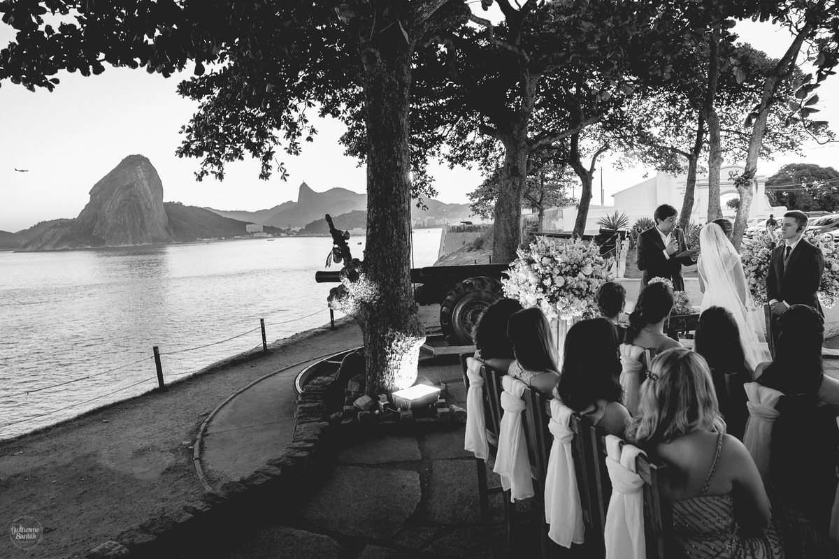 Fotografia de casamento feita pelo fotógrafo Guilherme Santos, vista linda durante a festa de casamento no Rio de Janeiro.