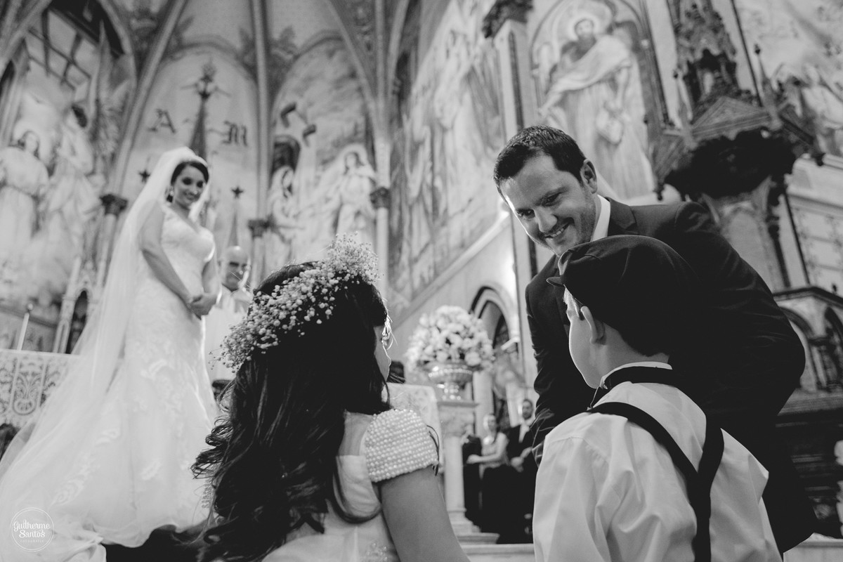 Fotografia de casamento realizada na cidade de jaú-sp, fotógrafo Guilherme Santos, cerimônia Igreja Matriz Nossa Senhora do Patrocínio, recepção Grevillea Eventos, pessoas felizes e momentos especiais