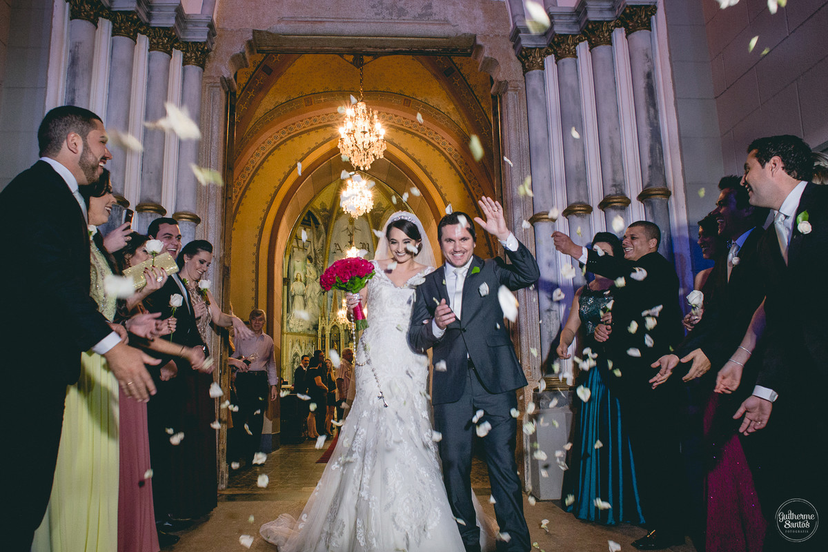 Fotografia de casamento realizada na cidade de jaú-sp, fotógrafo Guilherme Santos, cerimônia Igreja Matriz Nossa Senhora do Patrocínio, recepção Grevillea Eventos, pessoas felizes e momentos especiais