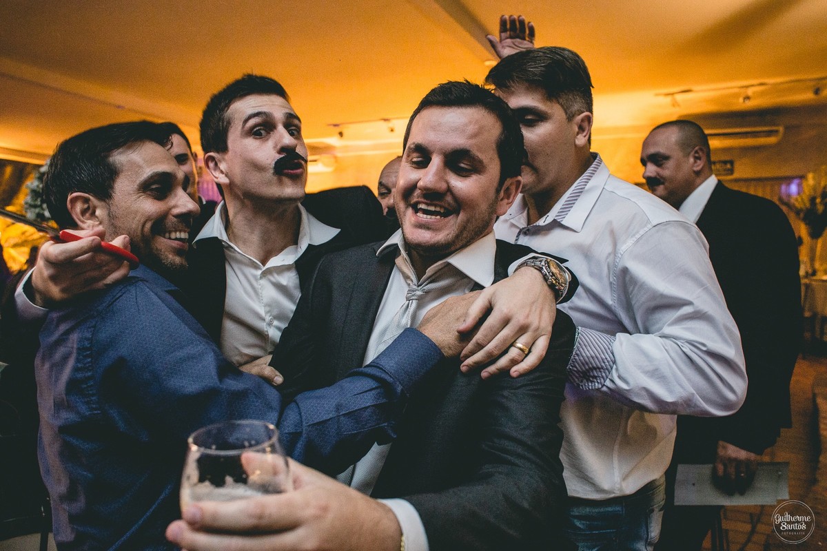 Fotografia de casamento realizada na cidade de jaú-sp, fotógrafo Guilherme Santos, cerimônia Igreja Matriz Nossa Senhora do Patrocínio, recepção Grevillea Eventos, pessoas felizes e momentos especiais