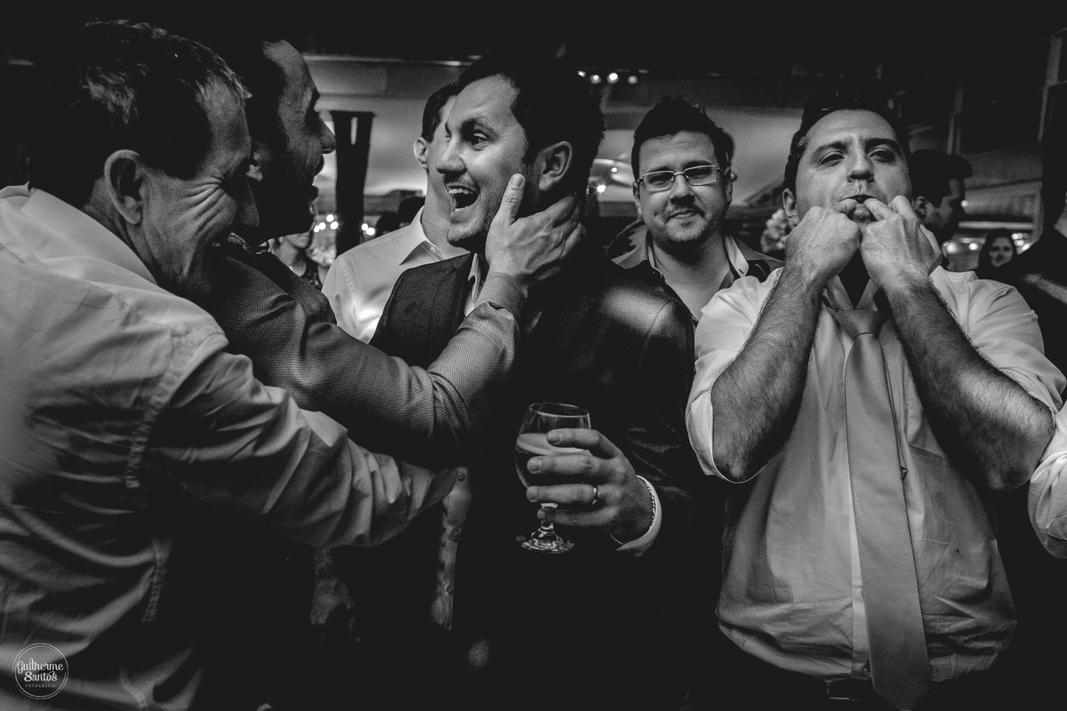 Fotografia de casamento realizada na cidade de jaú-sp, fotógrafo Guilherme Santos, cerimônia Igreja Matriz Nossa Senhora do Patrocínio, recepção Grevillea Eventos, pessoas felizes e momentos especiais