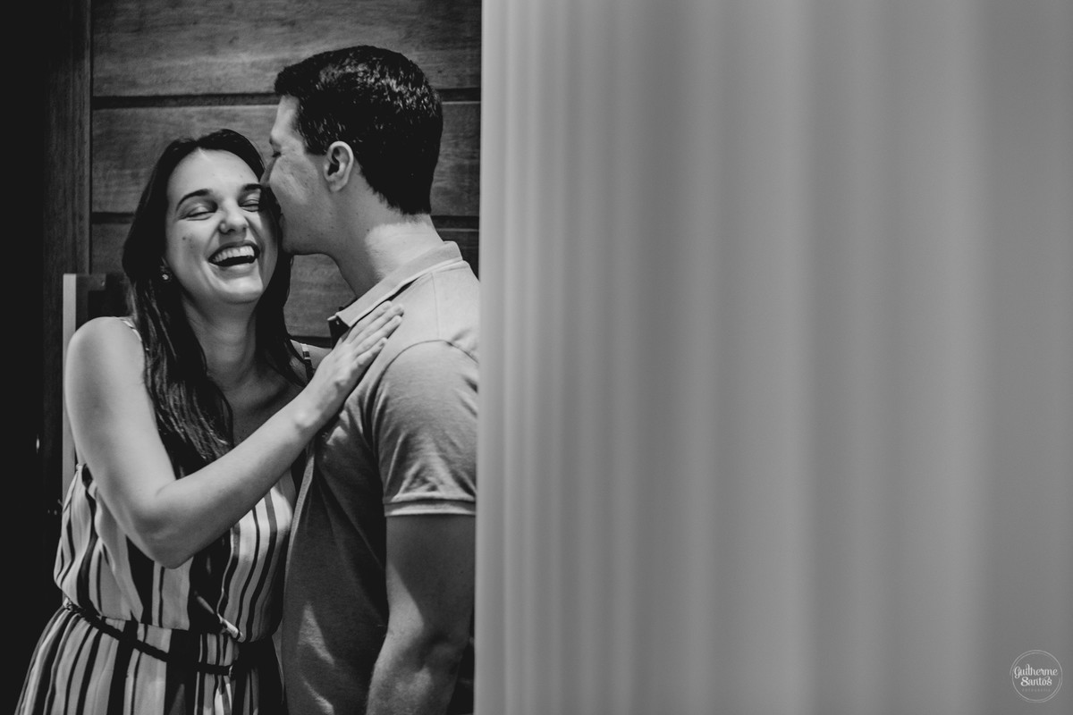 Ensaio pré casamento de Guilherme Santos Fotografia que rolou na cidade de Jaú – SP na própria casa do casal, fotografamos dias antes de seu casamento, dia maravilho com pessoas felizes