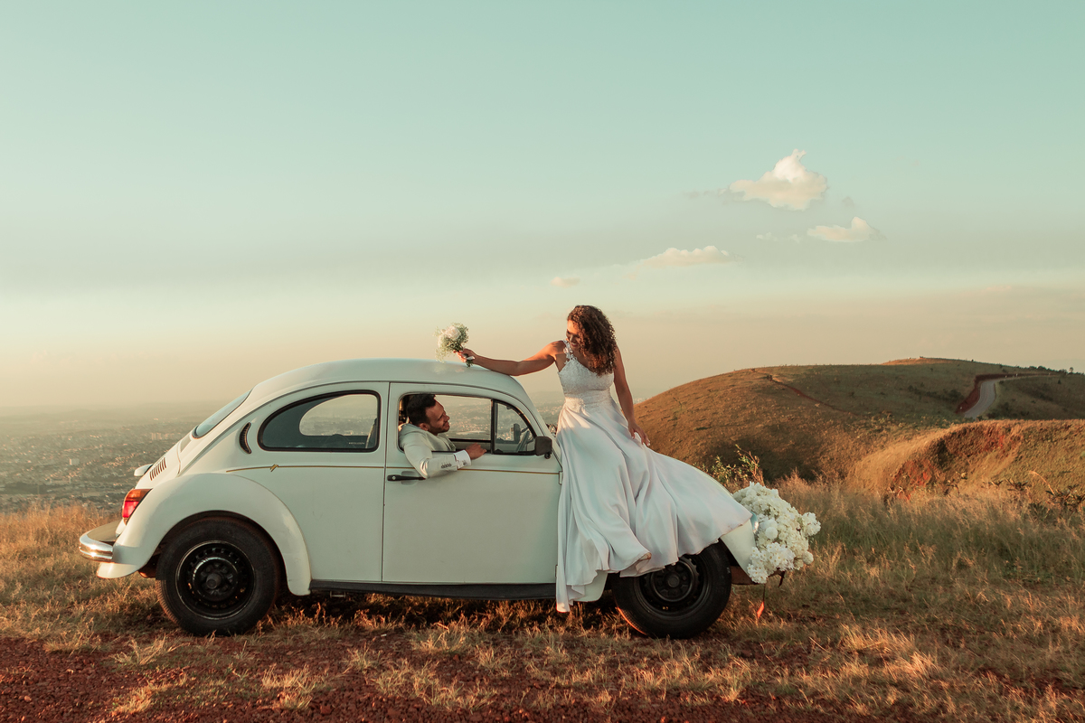 fotografia_casamentos_BH_ensaio_casal_fusca