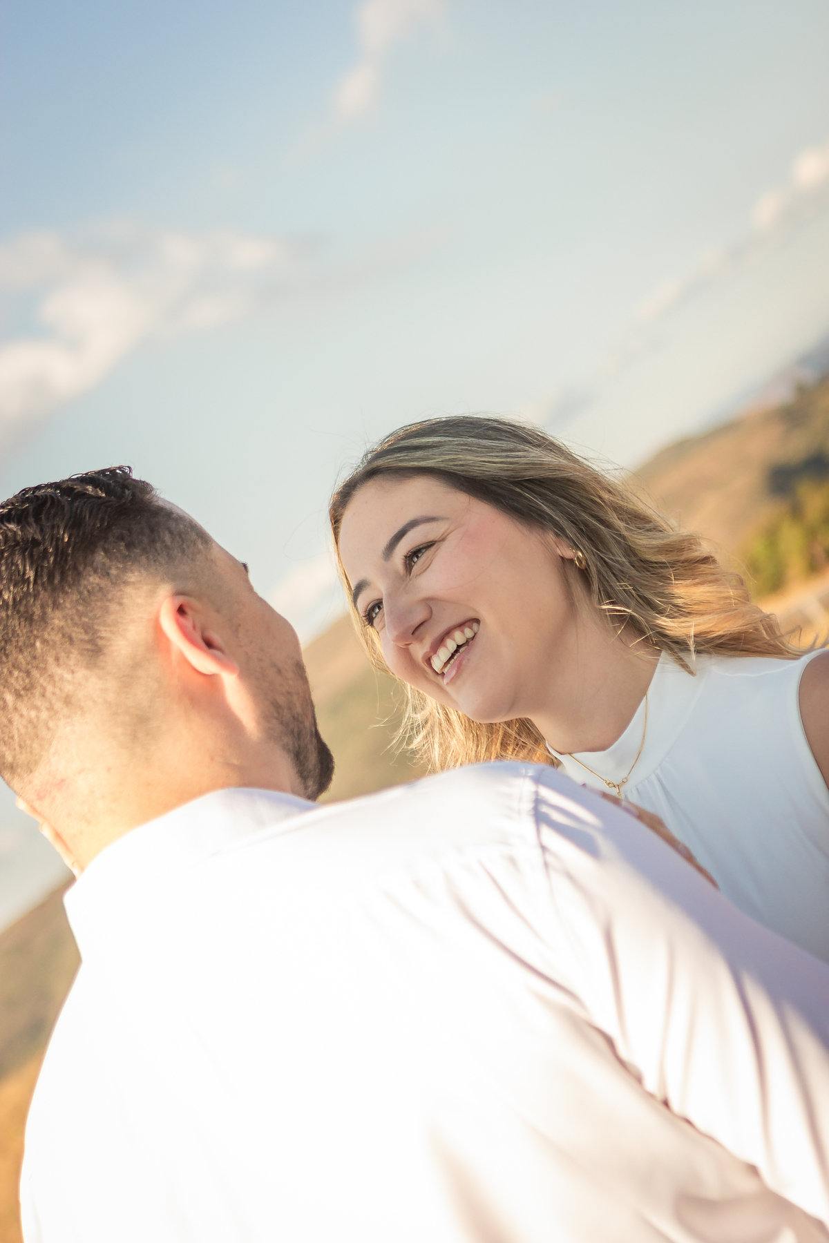 Gabi e Smalley em ensaio pré-wedding na Serra do Rola-Moça