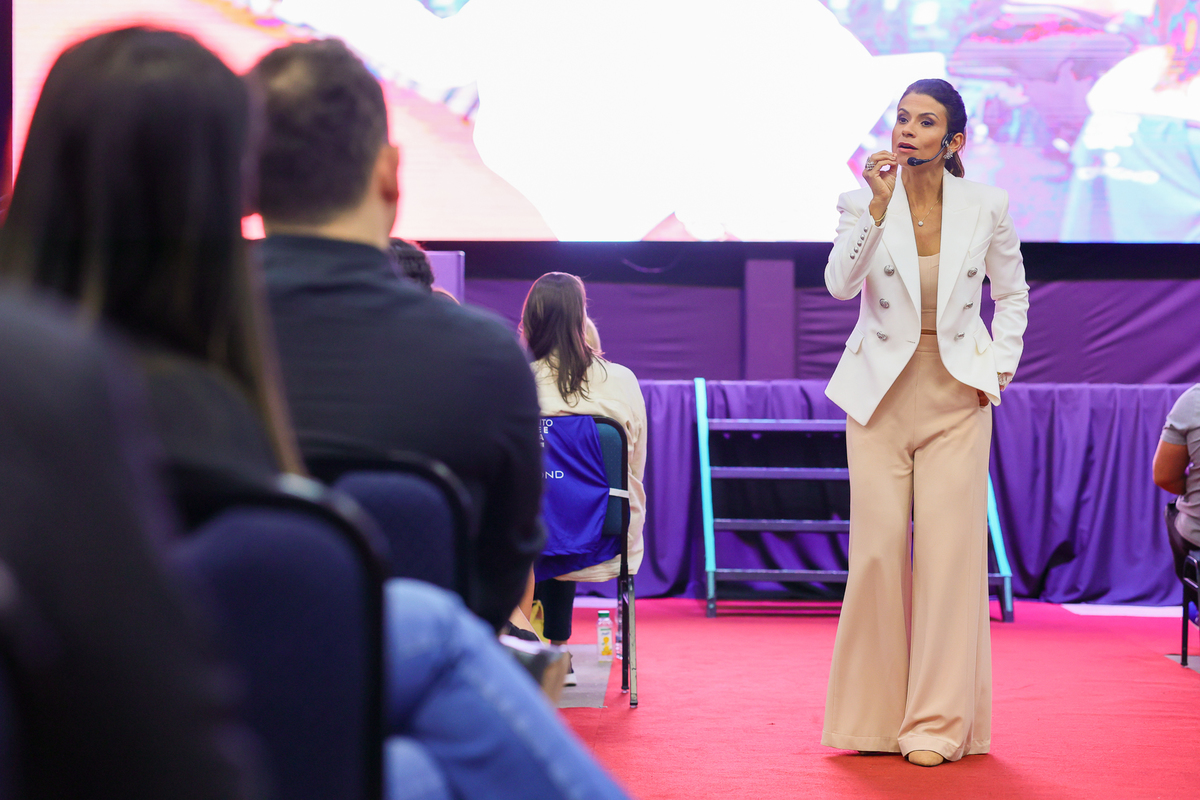 Evento: Propósito, Atitude e Riqueza com Wendell Carvalho e Karina Peloi em Curitiba

Data: 01/05/22

Fotos: Daniel Isolani e David Beraud