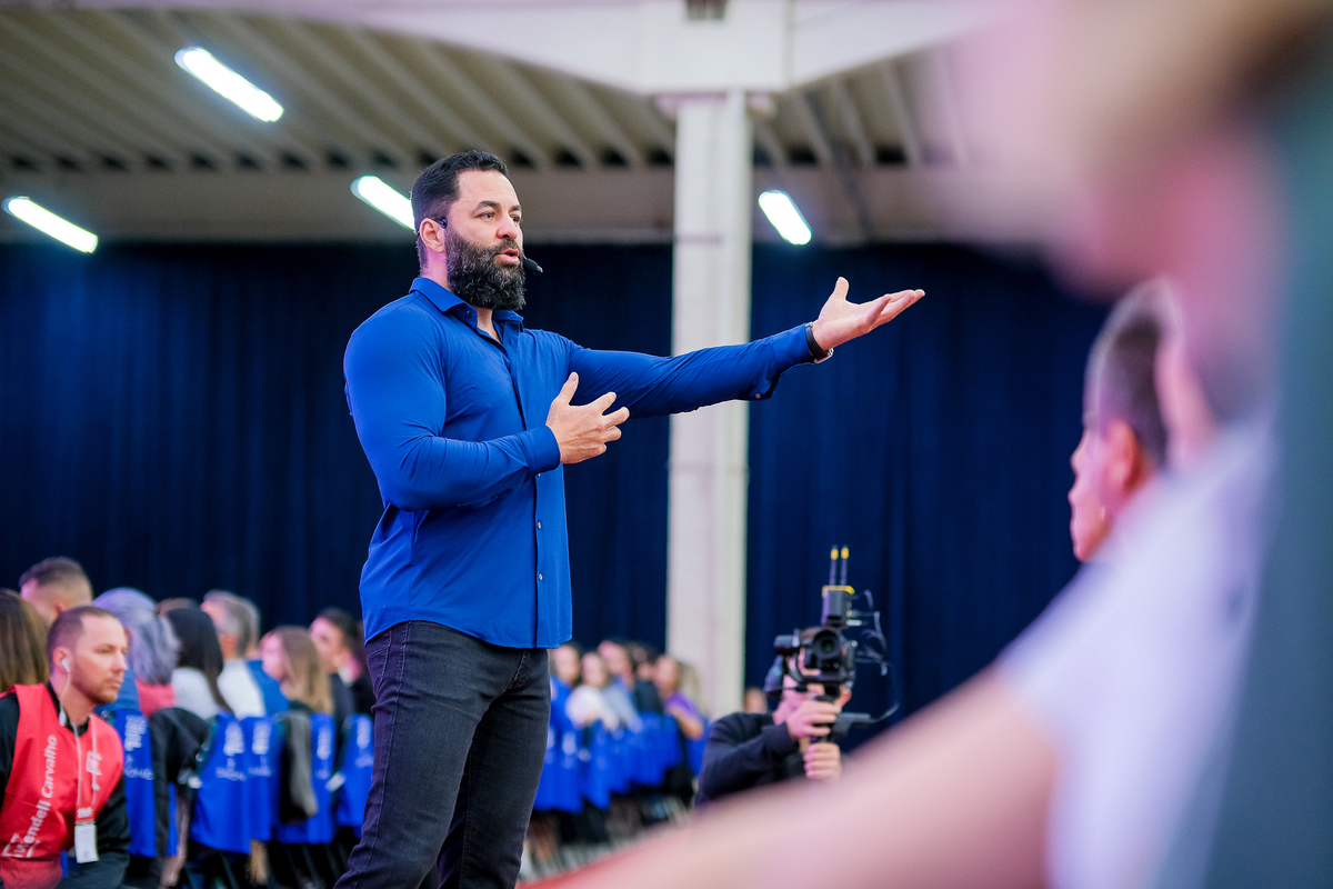 Evento: Propósito, Atitude e Riqueza com Wendell Carvalho e Karina Peloi em Curitiba