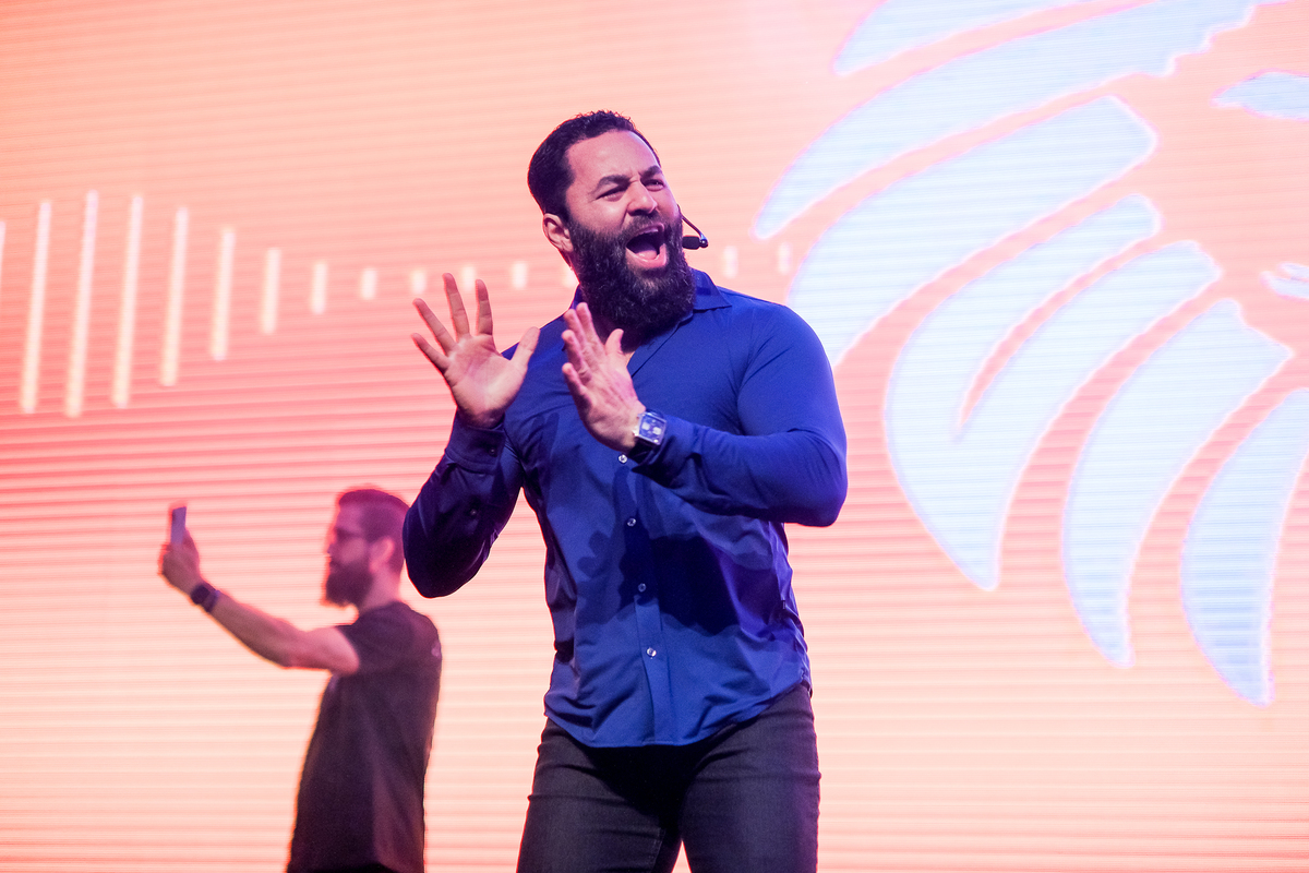 Evento: Propósito, Atitude e Riqueza com Wendell Carvalho e Karina Peloi em Curitiba