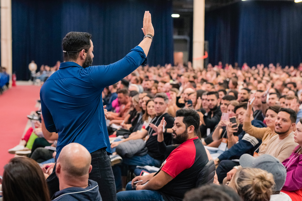 Evento: Propósito, Atitude e Riqueza com Wendell Carvalho e Karina Peloi em Curitiba

Data: 01/05/22

Fotos: Daniel Isolani e David Beraud