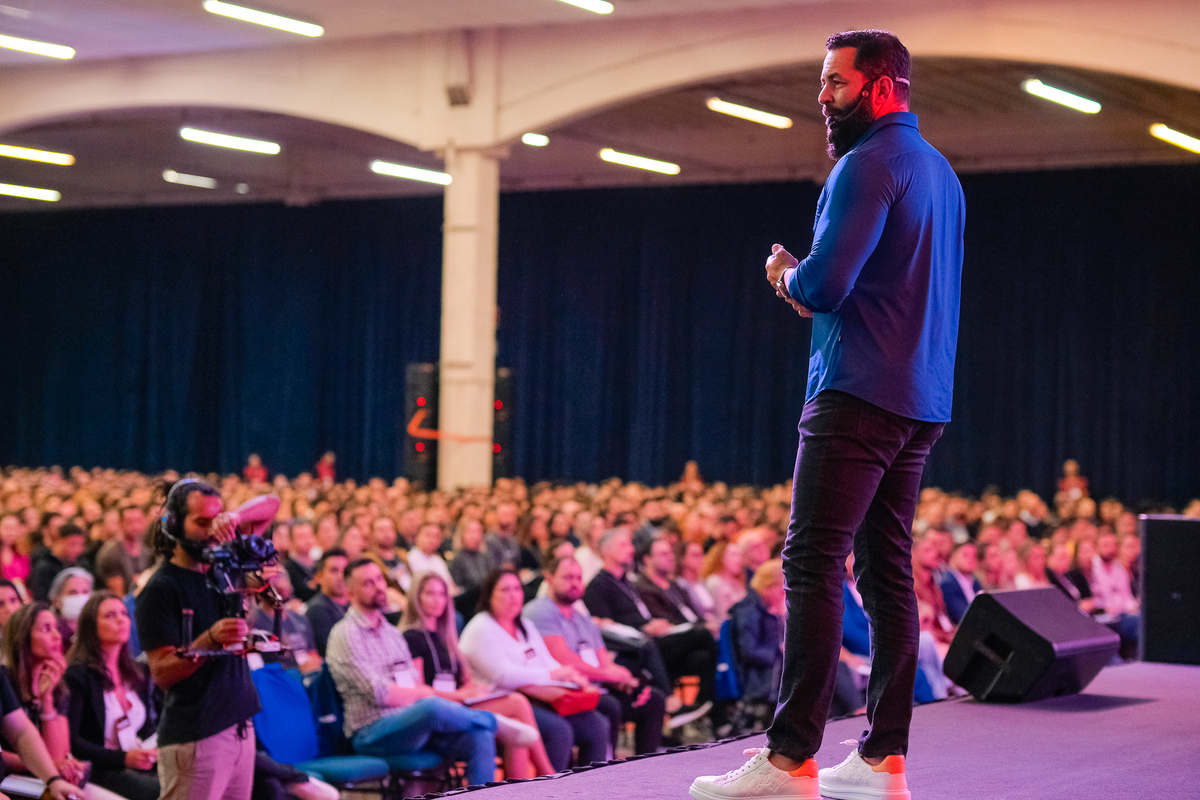 Evento: Propósito, Atitude e Riqueza com Wendell Carvalho e Karina Peloi em Curitiba

Data: 01/05/22

Fotos: Daniel Isolani e David Beraud