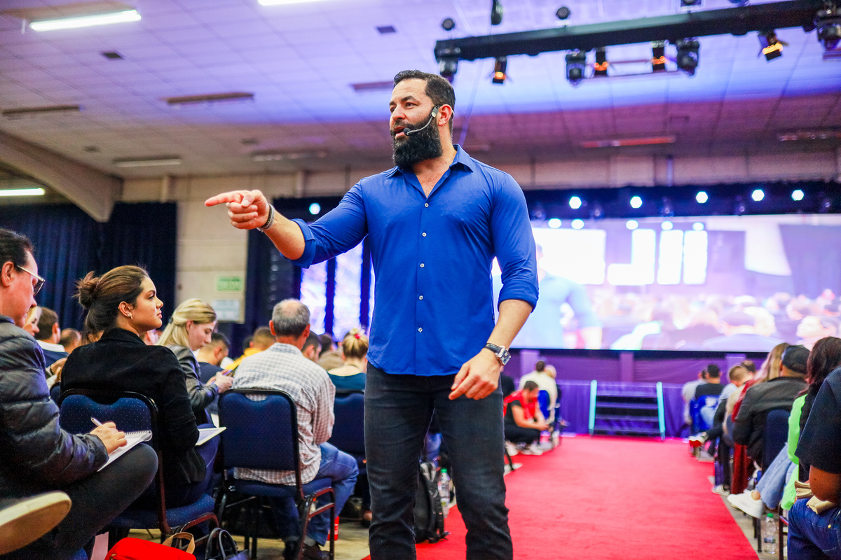 Evento: Propósito, Atitude e Riqueza com Wendell Carvalho e Karina Peloi em Curitiba

Data: 01/05/22

Fotos: Daniel Isolani e David Beraud