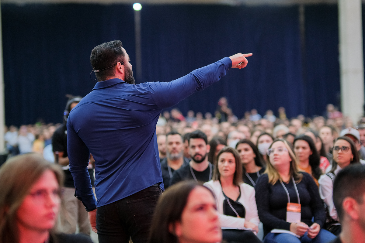 Evento: Propósito, Atitude e Riqueza com Wendell Carvalho e Karina Peloi em Curitiba