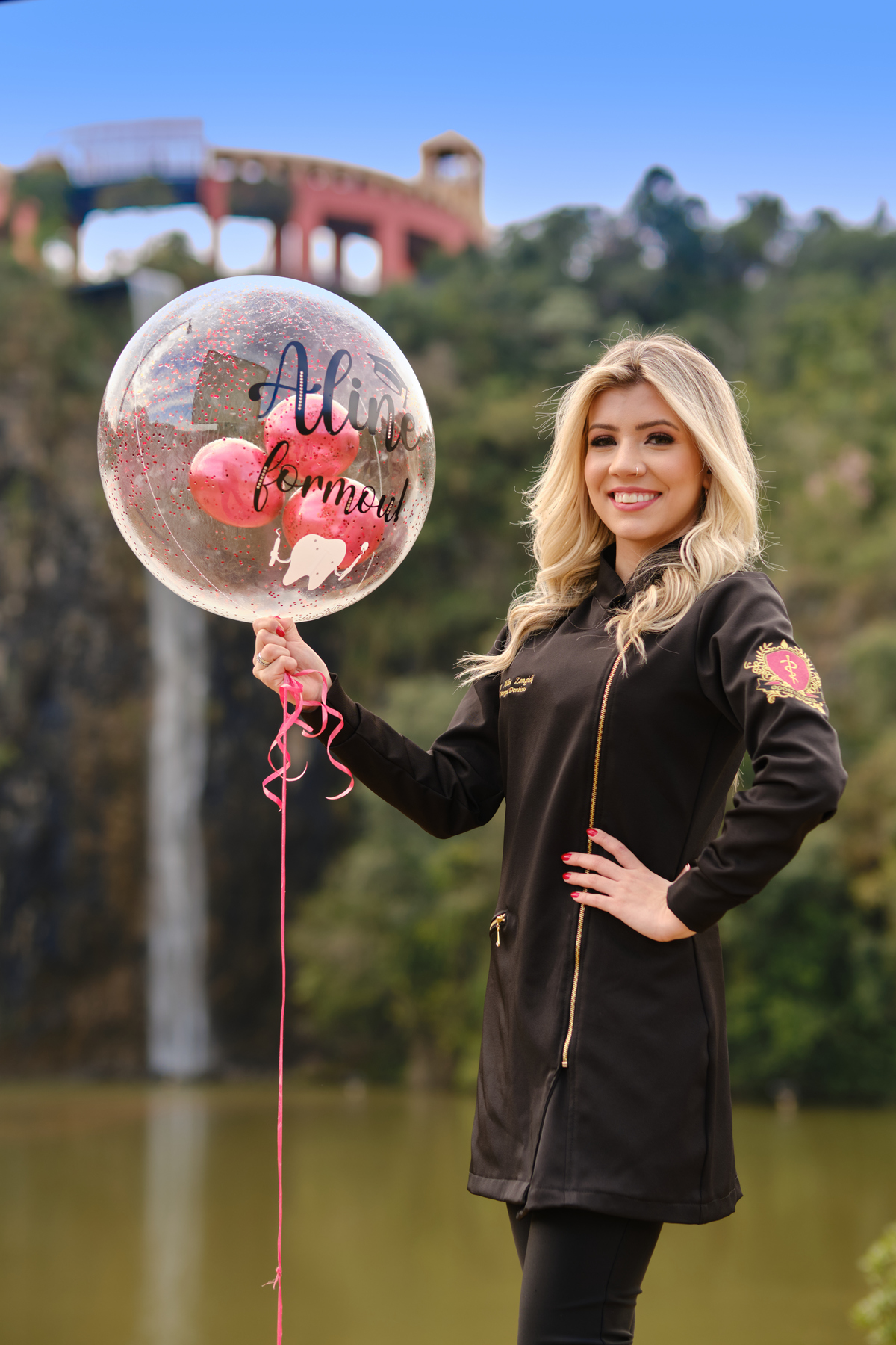 Dra. Aline Zengiski - Cirurgiã Dentista