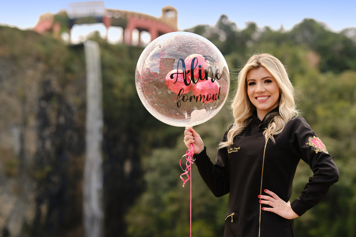 Dra. Aline Zengiski - Cirurgiã Dentista