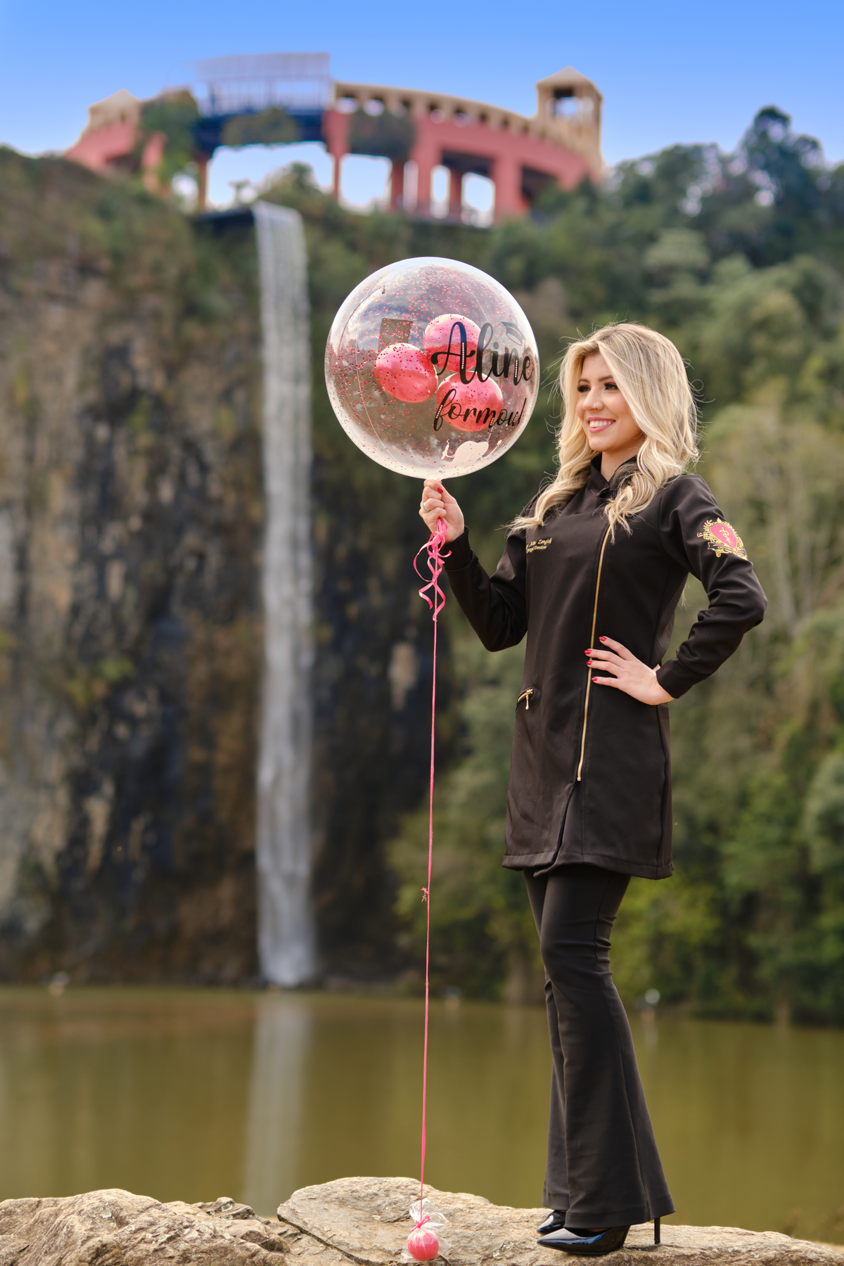 Dra. Aline Zengiski - Cirurgiã Dentista