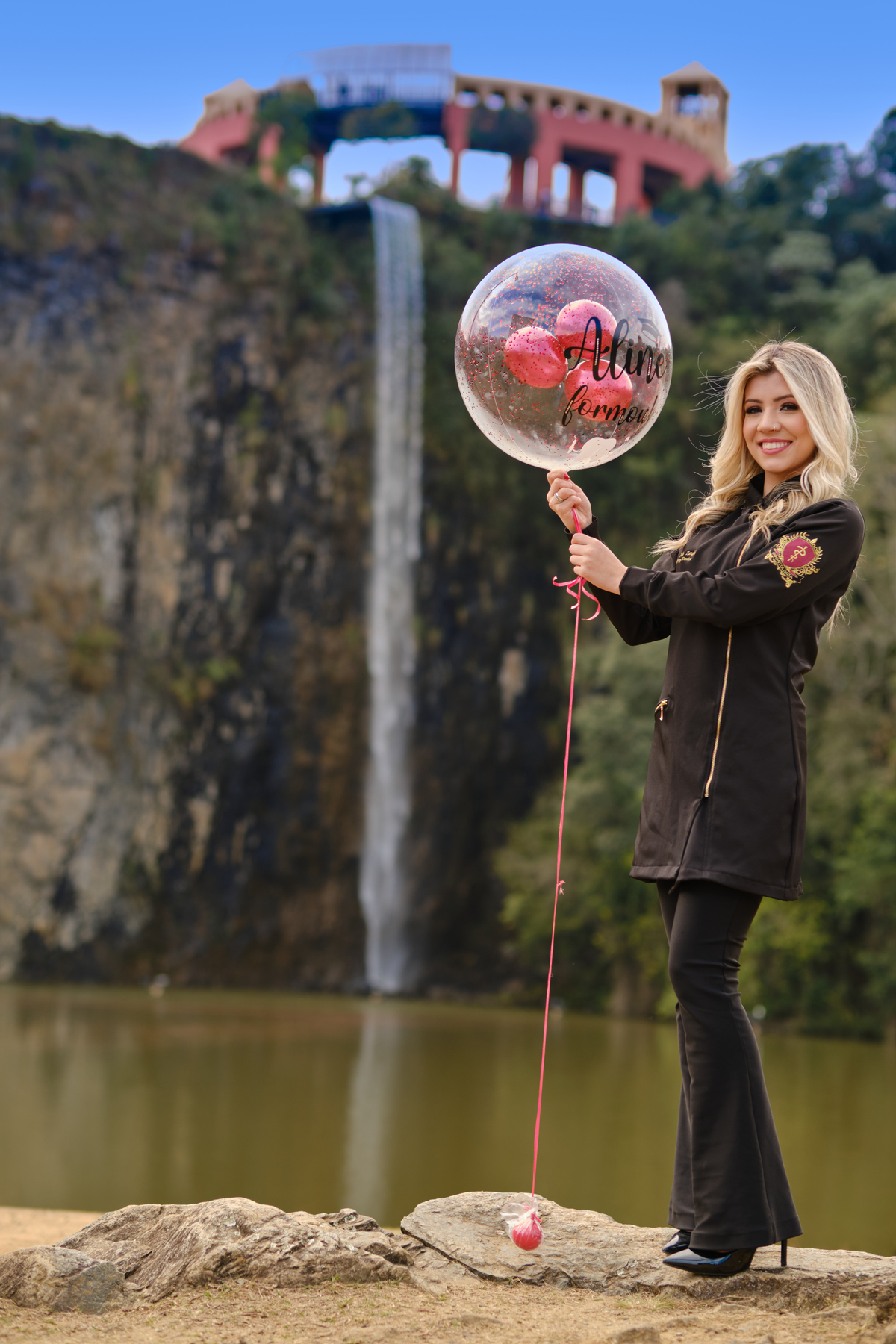 Dra. Aline Zengiski - Cirurgiã Dentista