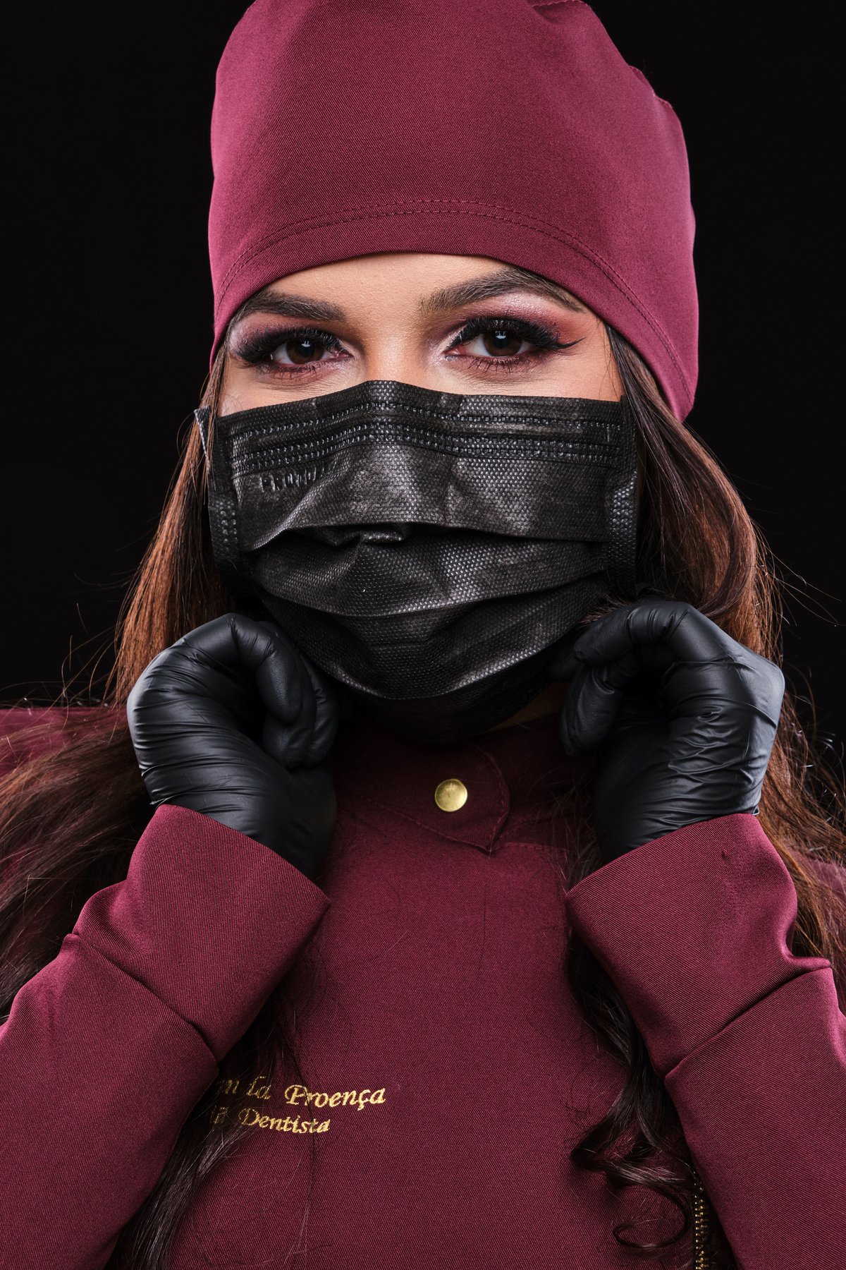 Dra. Amanda Proença - Cirurgiã Dentista - Universidade Tuiuti do Parana