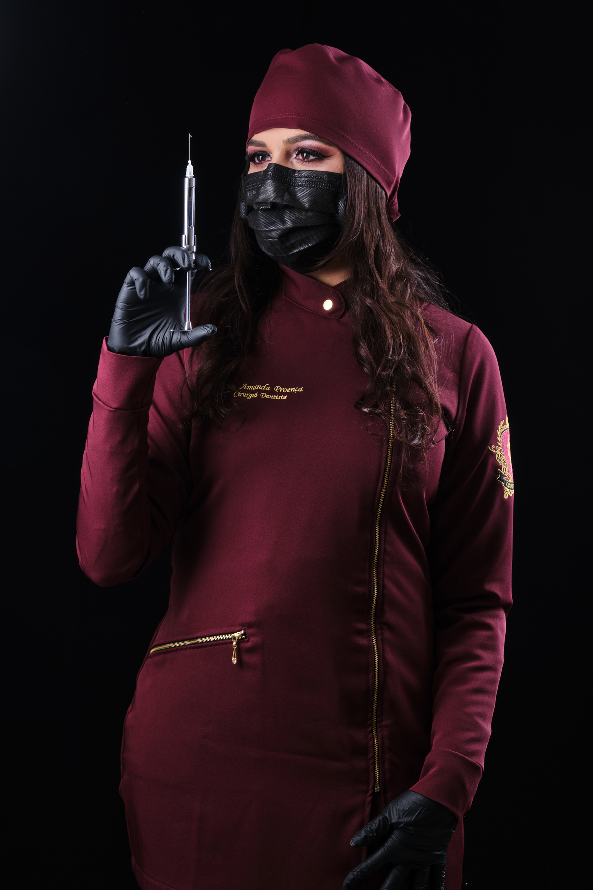 Dra. Amanda Proença - Cirurgiã Dentista - Universidade Tuiuti do Parana