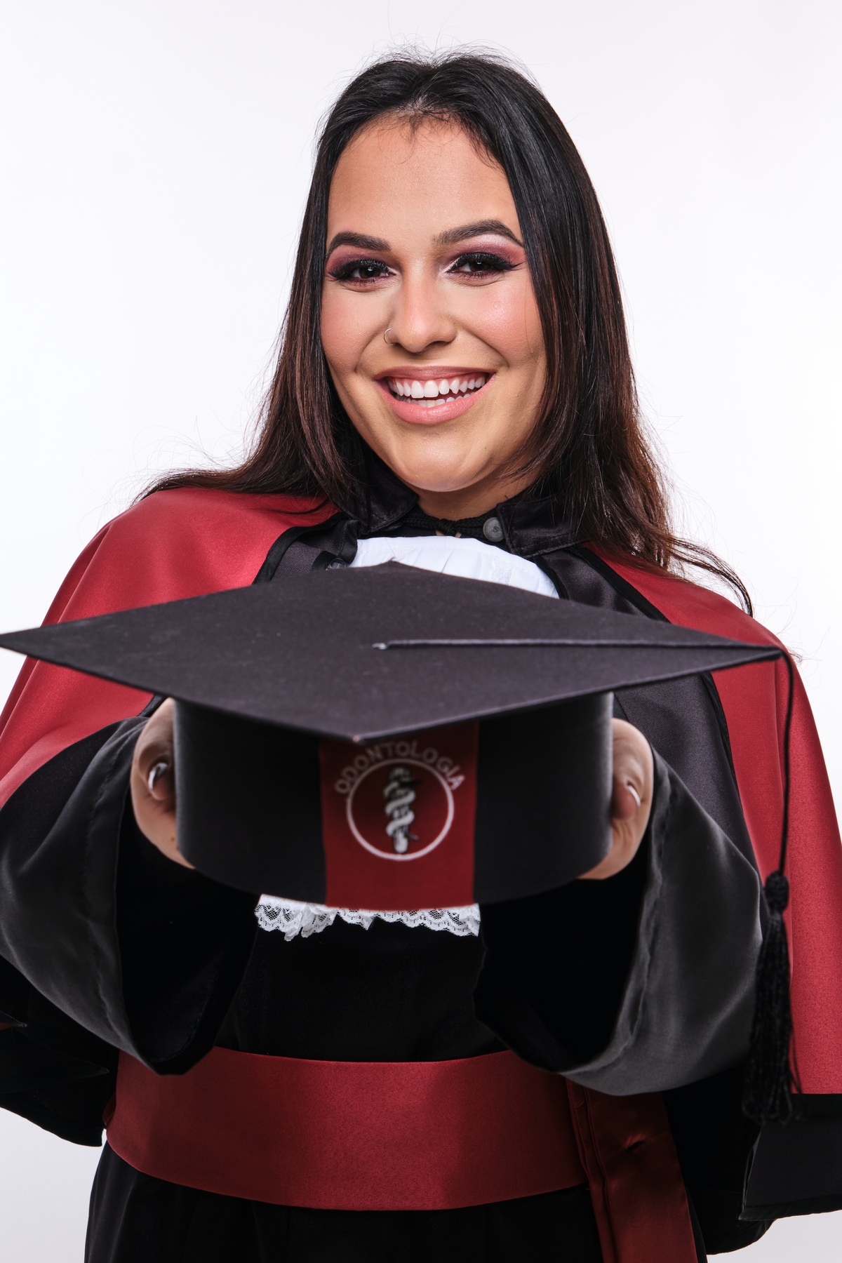 Dra. Amanda Proença - Cirurgiã Dentista - Universidade Tuiuti do Parana