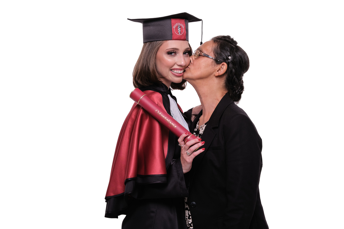 Dra. Ana Caroline Gaio  - Cirurgião Dentista - Universidade Tuiuti do Parana