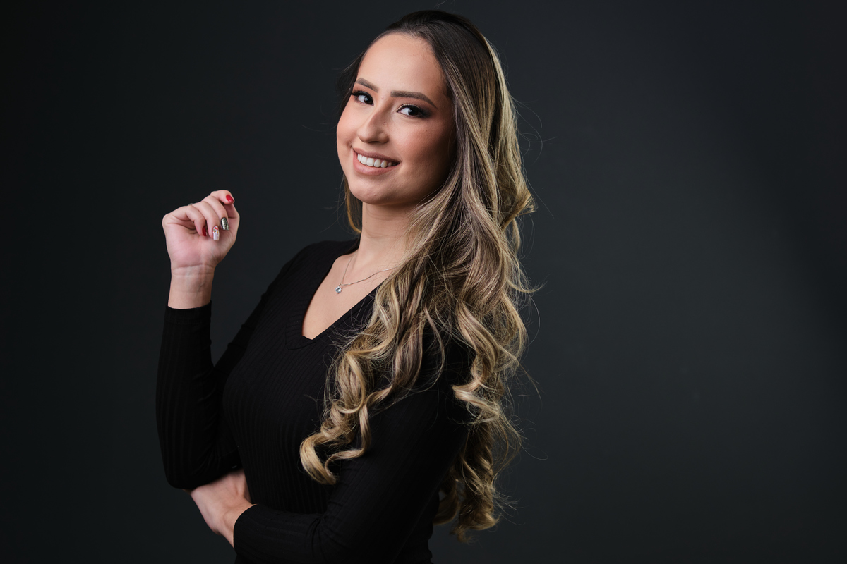 Dra. Aɴᴅʀᴇssᴀ Gᴜɪᴇssᴍᴀɴ - Cirurgiã Dentista - Universidade Tuiuti do Parana