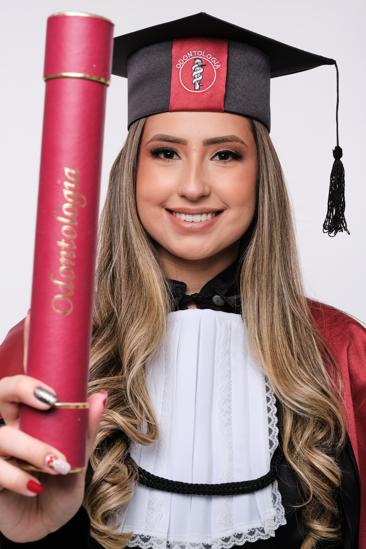 Dra. Aɴᴅʀᴇssᴀ Gᴜɪᴇssᴍᴀɴ - Cirurgiã Dentista - Universidade Tuiuti do Parana