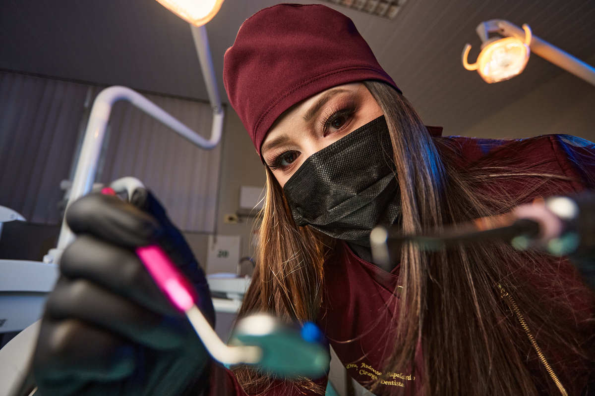 Dra. Andressa Papalardo - Cirurgiã Dentista - Universidade Tuiuti do Parana