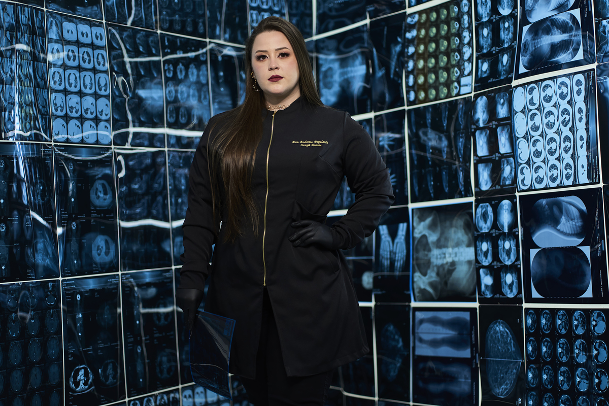 Dra. Andressa Papalardo - Cirurgiã Dentista - Universidade Tuiuti do Parana