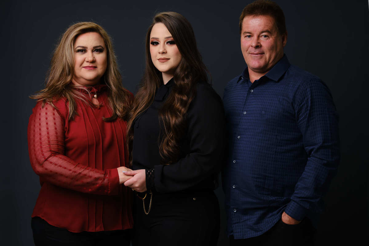 Dra. Andressa Papalardo - Cirurgiã Dentista - Universidade Tuiuti do Parana