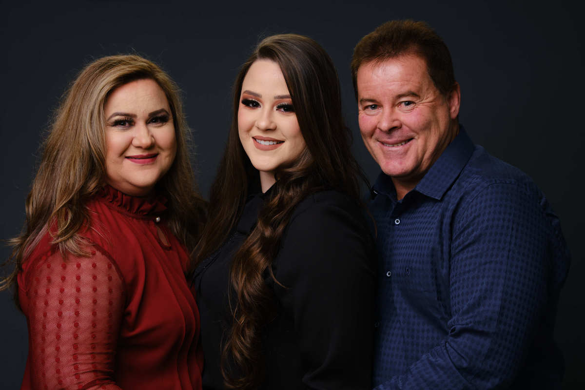 Dra. Andressa Papalardo - Cirurgiã Dentista - Universidade Tuiuti do Parana