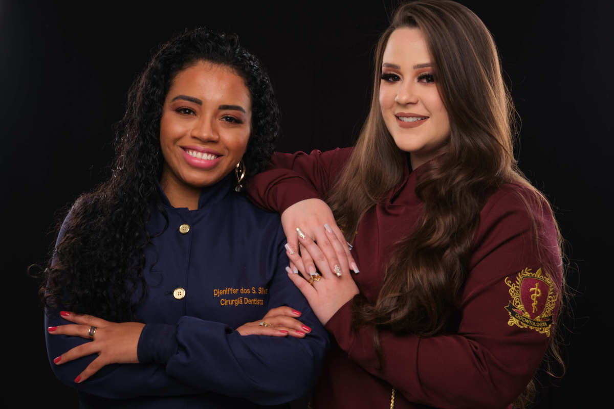 Dra. Andressa Papalardo - Cirurgiã Dentista - Universidade Tuiuti do Parana