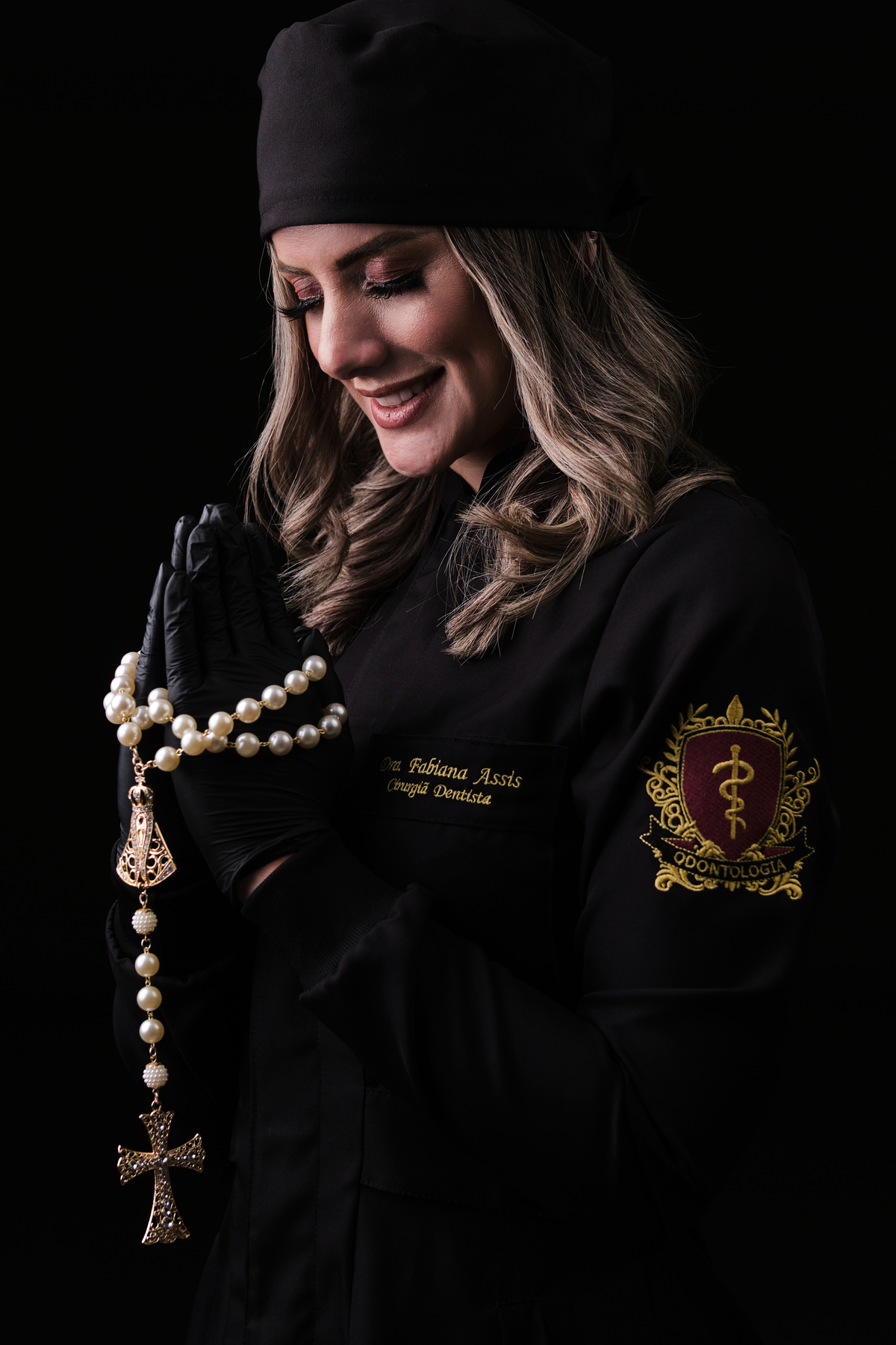 Dra.Fabiana Assis - Cirurgiã Dentista - Universidade Tuiuti do Parana