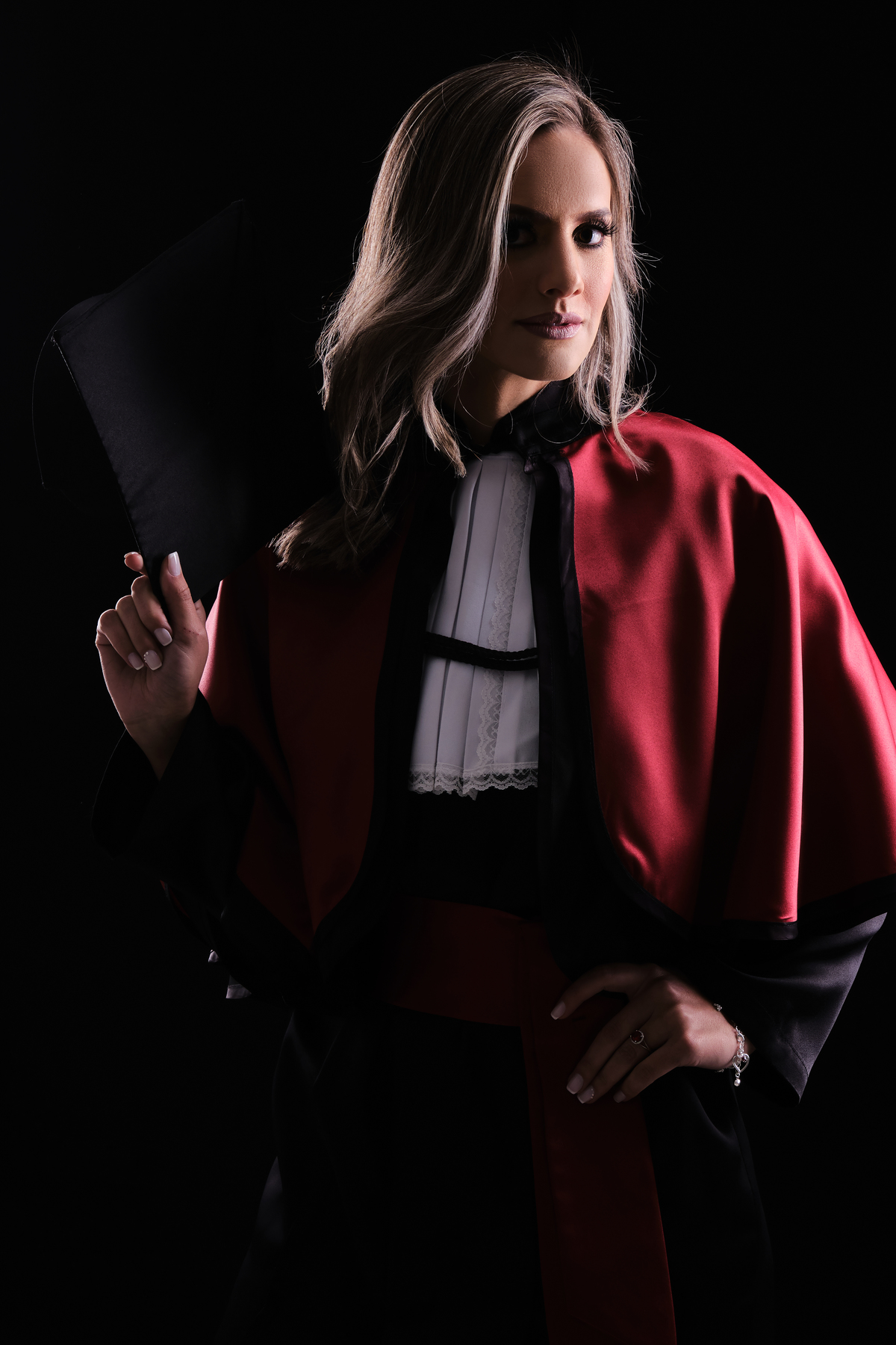 Dra.Fabiana Assis - Cirurgiã Dentista - Universidade Tuiuti do Parana