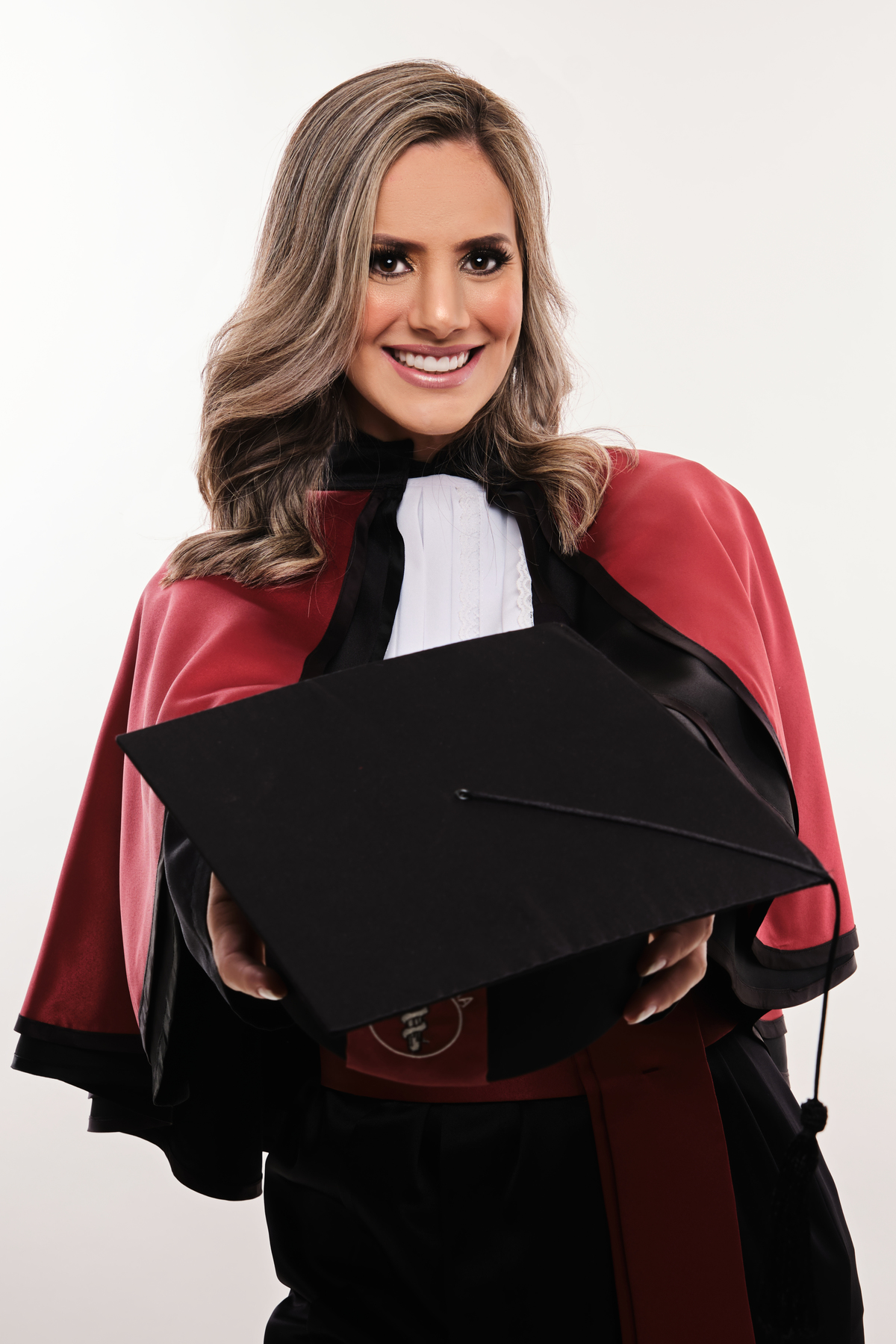 Dra.Fabiana Assis - Cirurgiã Dentista - Universidade Tuiuti do Parana