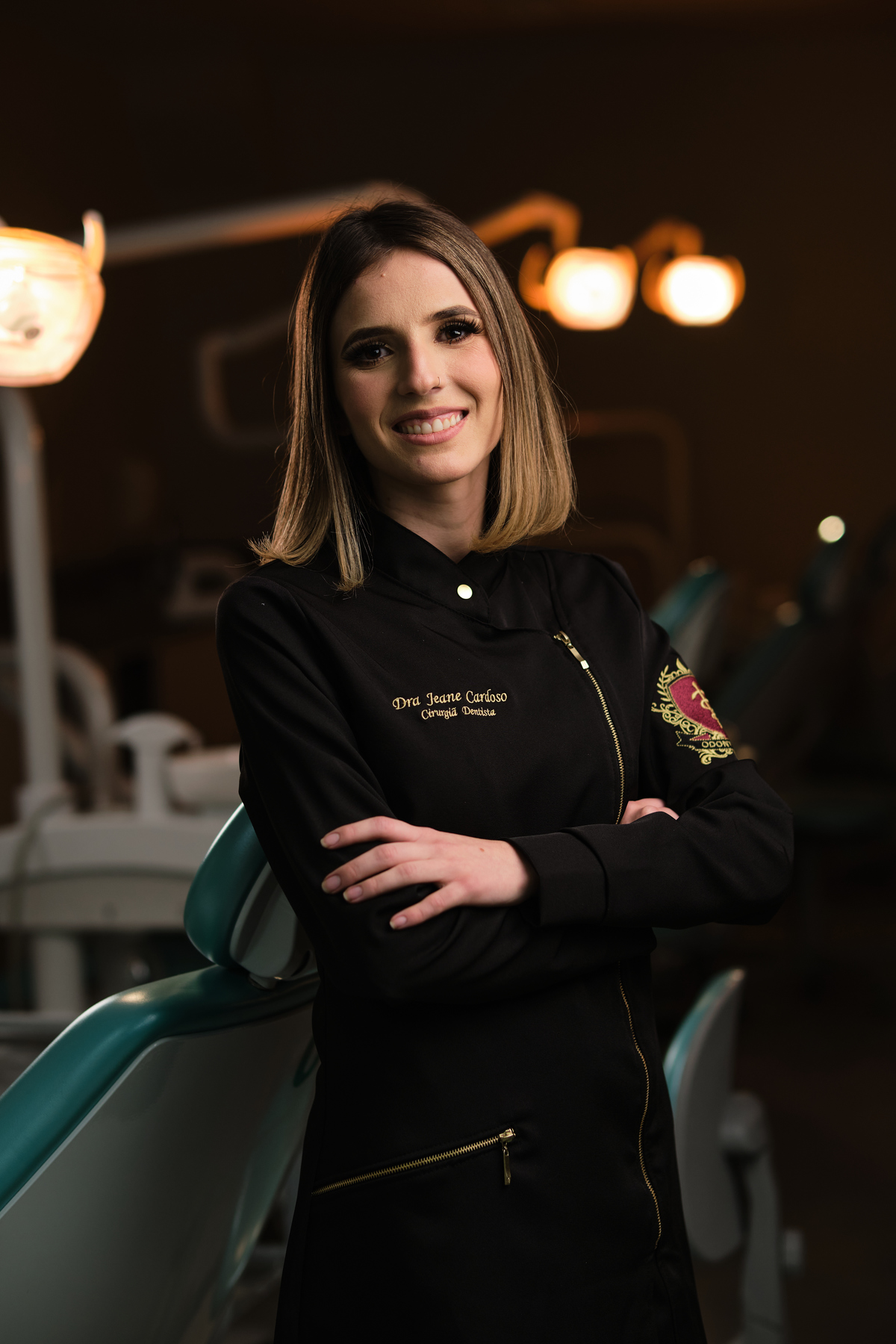 Dra. Jeane Cardoso - Cirurgiã Dentista - Universidade Tuiuti do Parana